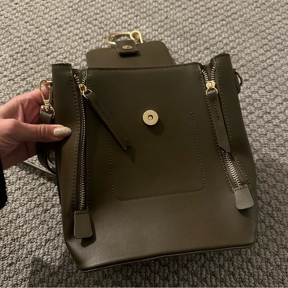 Olive Green Faux Leather Mini Backpack Cute Trendy Gold Chain Mini Bag NWT - Picture 3 of 5